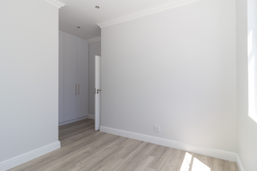 4 Bedroom Property for Sale in Sandown Western Cape